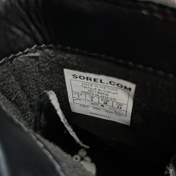 Sorel Lennox lazy Cozy Waterproof Lace-Up Boot - Picture 8 of 12